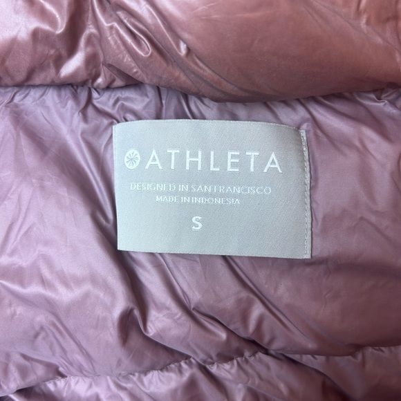 Athleta Lofty Down Vest In Dogwood Mauve - Picture 5 of 5